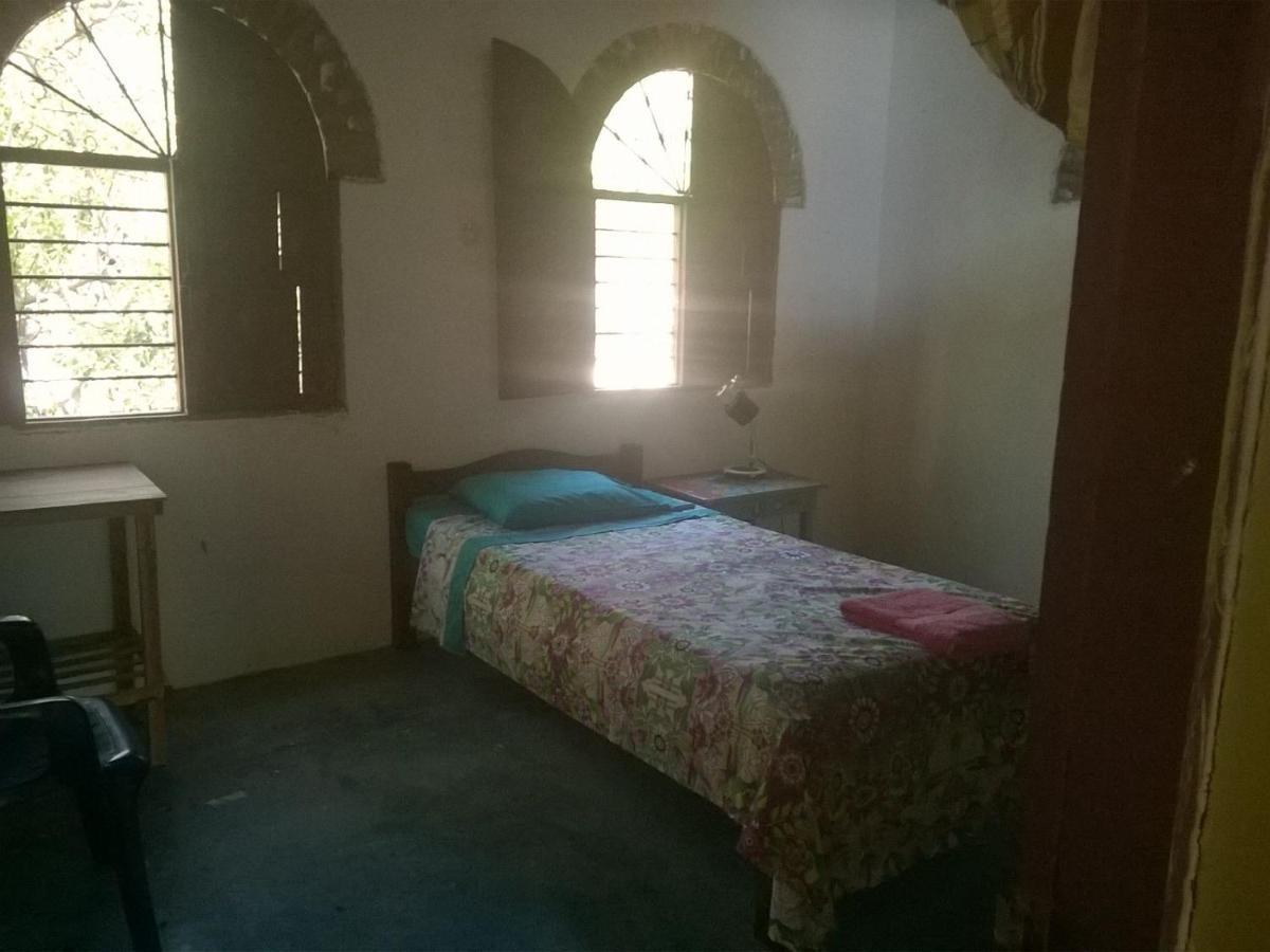 El Garaje Hostal Taganga Buitenkant foto