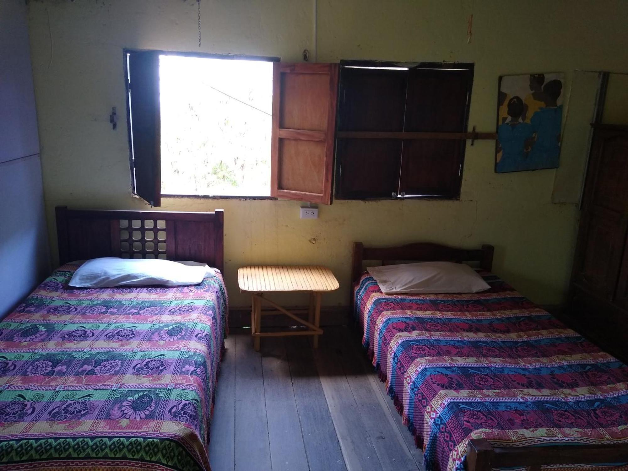 El Garaje Hostal Taganga Buitenkant foto